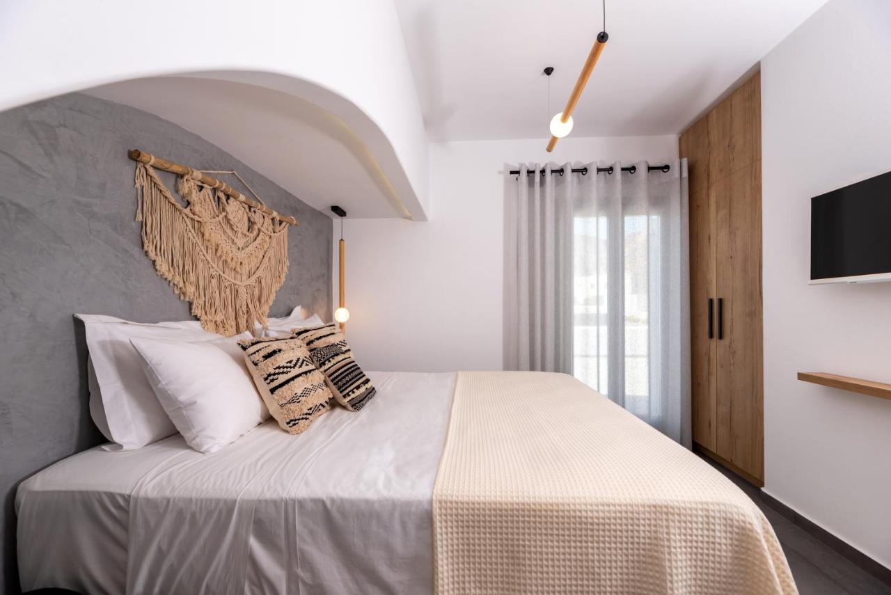 Modern Dome Homes Of Santorini بيريسا المظهر الخارجي الصورة